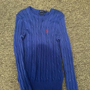Woman sweater